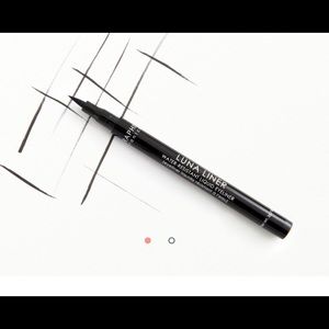 Seraphine Luna Liner water-resistant in Black